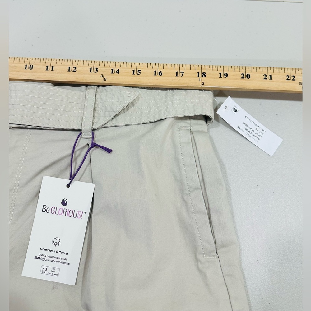 NWT Womens Gloria‎ Vanderbilt Vacation Shorts Sz 16 Belted Cuffed Stretch Chino - Picture 5 of 8